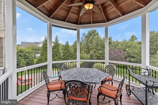 14242 MEADOW LAKE DR, Glenelg, MD 21737