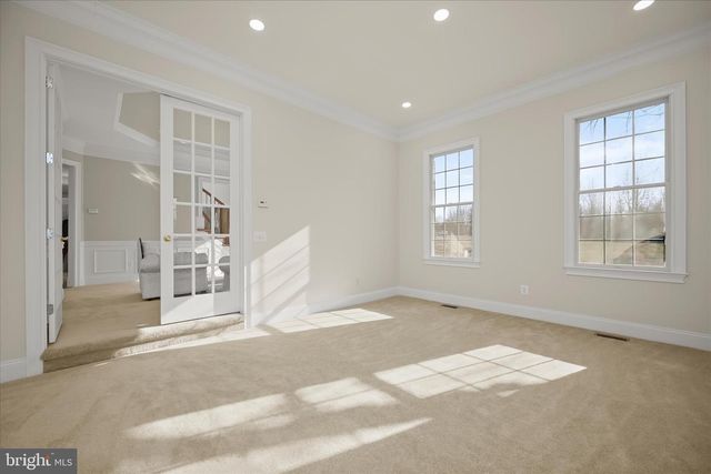 14242 MEADOW LAKE DR, Glenelg, MD 21737