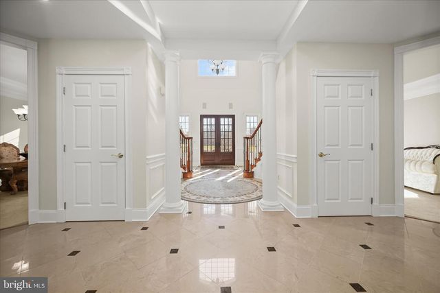 14242 MEADOW LAKE DR, Glenelg, MD 21737