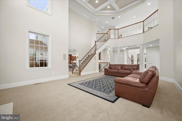 14242 MEADOW LAKE DR, Glenelg, MD 21737