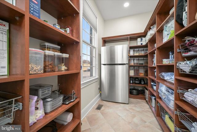 14242 MEADOW LAKE DR, Glenelg, MD 21737