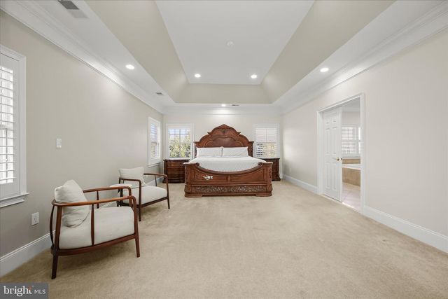 14242 MEADOW LAKE DR, Glenelg, MD 21737