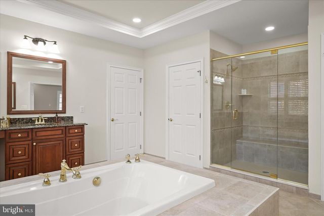 14242 MEADOW LAKE DR, Glenelg, MD 21737