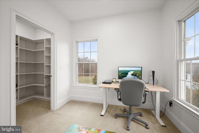 14242 MEADOW LAKE DR, Glenelg, MD 21737