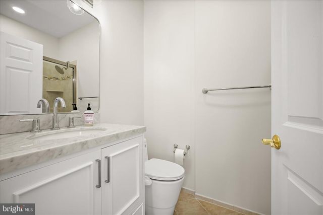 14242 MEADOW LAKE DR, Glenelg, MD 21737