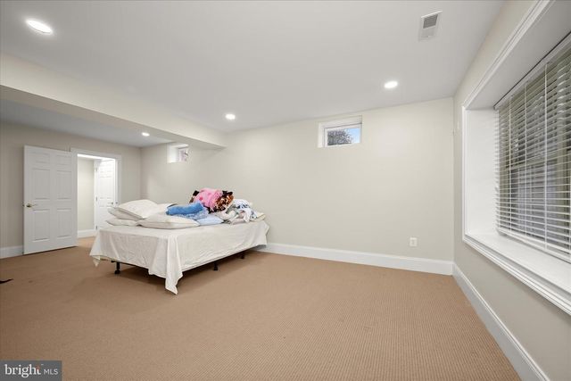 14242 MEADOW LAKE DR, Glenelg, MD 21737