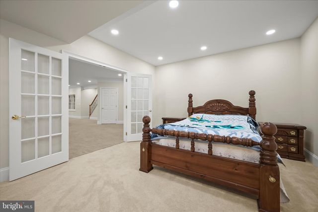 14242 MEADOW LAKE DR, Glenelg, MD 21737