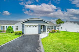 561 Stratford Lane 561, Ridge, NY 11961
