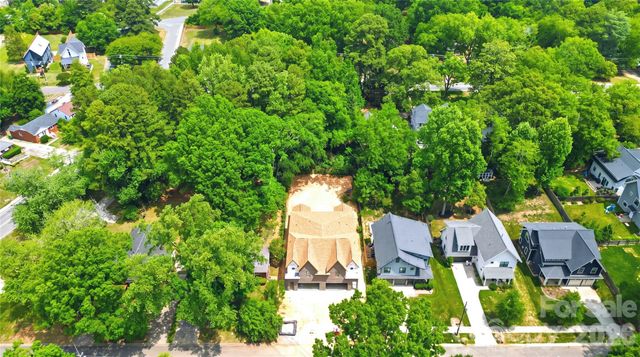 2621 Springway Drive, Charlotte, NC 28205
