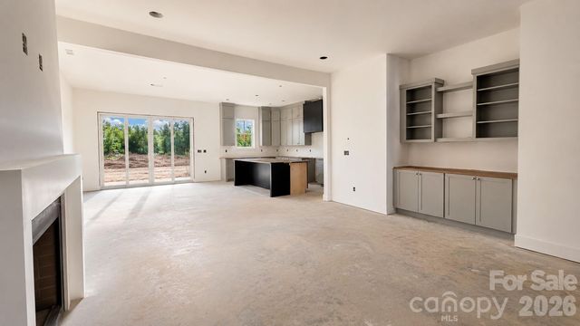 2621 Springway Drive, Charlotte, NC 28205