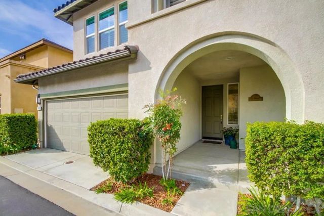 17020 New Rochelle Way, San Diego, CA 92127
