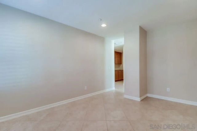 17020 New Rochelle Way, San Diego, CA 92127