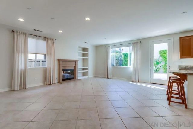17020 New Rochelle Way, San Diego, CA 92127