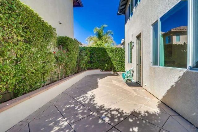 17020 New Rochelle Way, San Diego, CA 92127