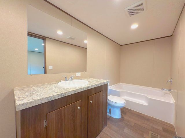 89 Sibley Rd, Pine Grove, LA 70453