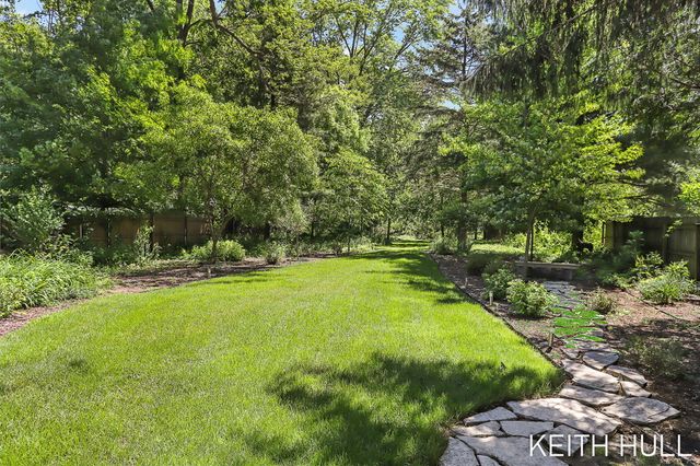 1328 Maplerow Avenue Nw, City Of Walker, MI 49534