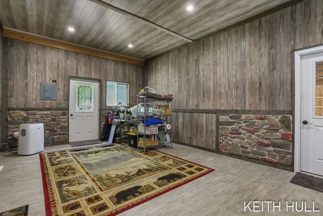 1328 Maplerow Avenue Nw, City Of Walker, MI 49534