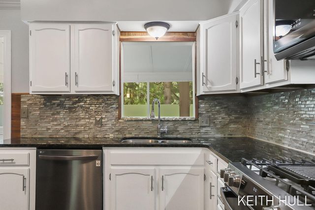 1328 Maplerow Avenue Nw, City Of Walker, MI 49534