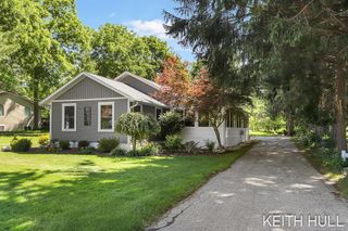 1328 Maplerow Avenue Nw, City Of Walker, MI 49534