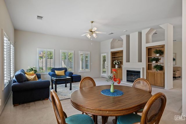 10716 Rising Sun Drive, Bakersfield, CA 93312