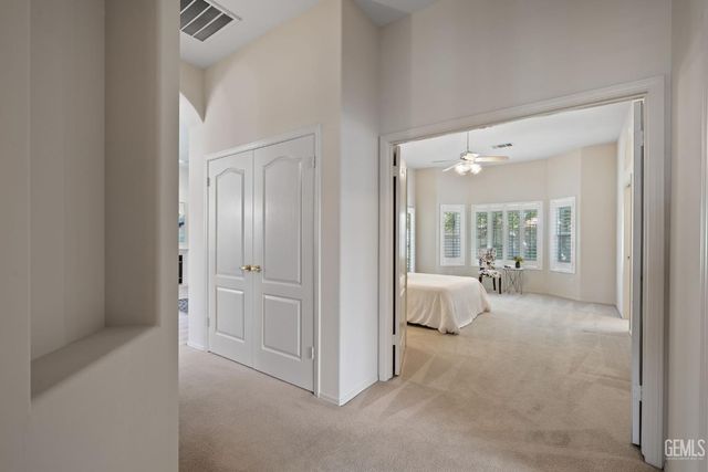 10716 Rising Sun Drive, Bakersfield, CA 93312