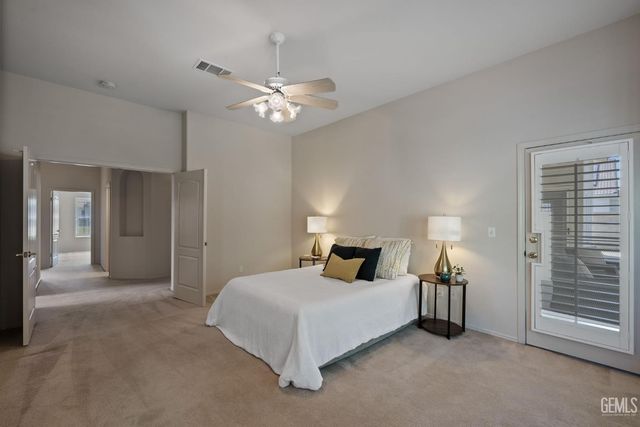 10716 Rising Sun Drive, Bakersfield, CA 93312