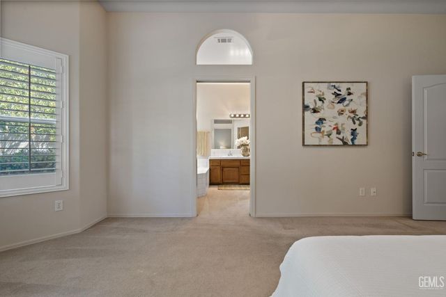 10716 Rising Sun Drive, Bakersfield, CA 93312