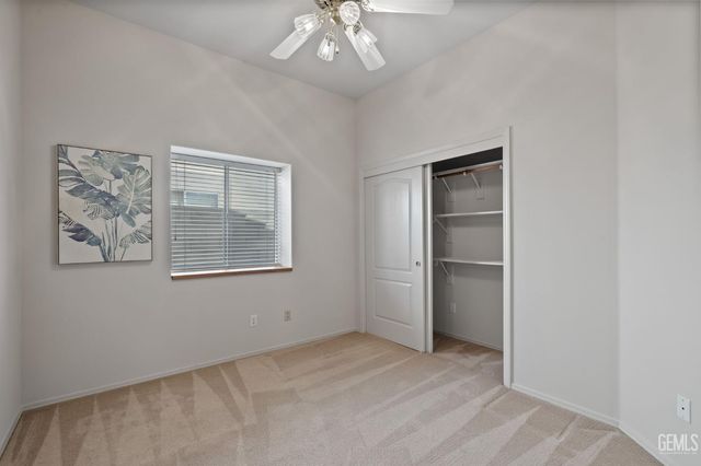 10716 Rising Sun Drive, Bakersfield, CA 93312