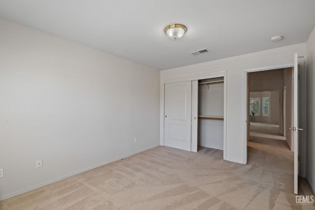 10716 Rising Sun Drive, Bakersfield, CA 93312