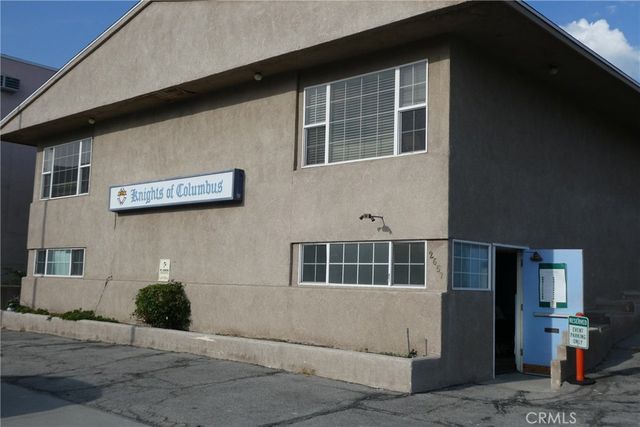 2657 Honolulu, Montrose, CA 91020