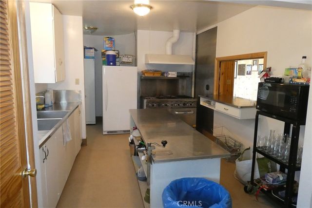 2657 Honolulu, Montrose, CA 91020