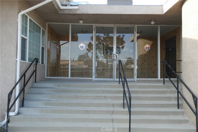 2657 Honolulu, Montrose, CA 91020