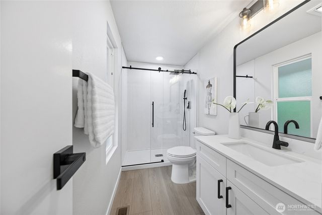 4123 SW 328th Street, Federal Way, WA 98023