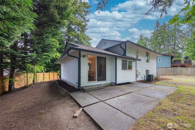 4123 SW 328th Street, Federal Way, WA 98023