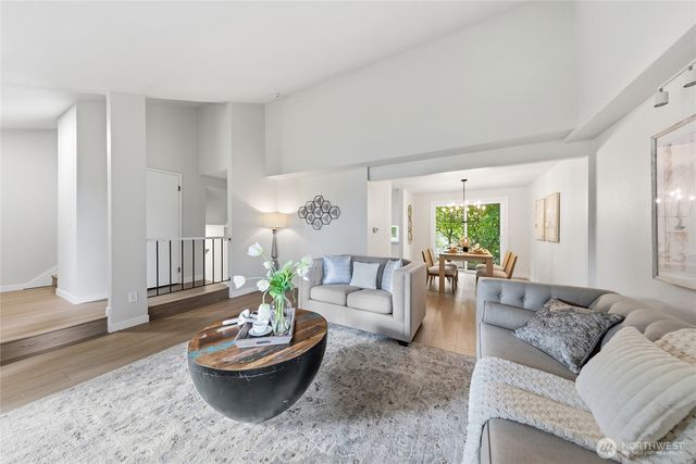 4123 SW 328th Street, Federal Way, WA 98023