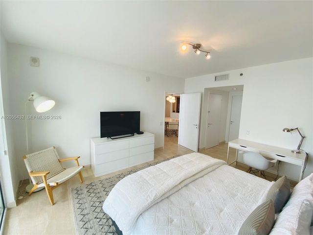 450 Alton Road 1406, Miami Beach, FL 33139