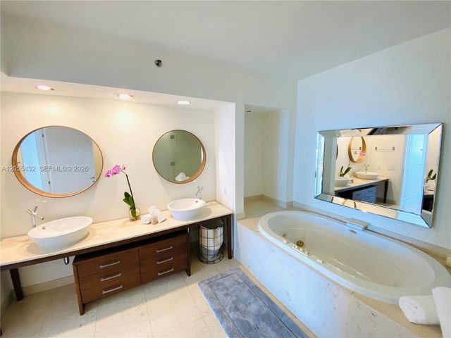 450 Alton Road 1406, Miami Beach, FL 33139