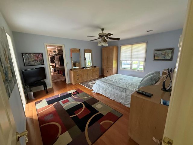 4114 ROCHELLE Drive, South Whitehall Twp, PA 18104