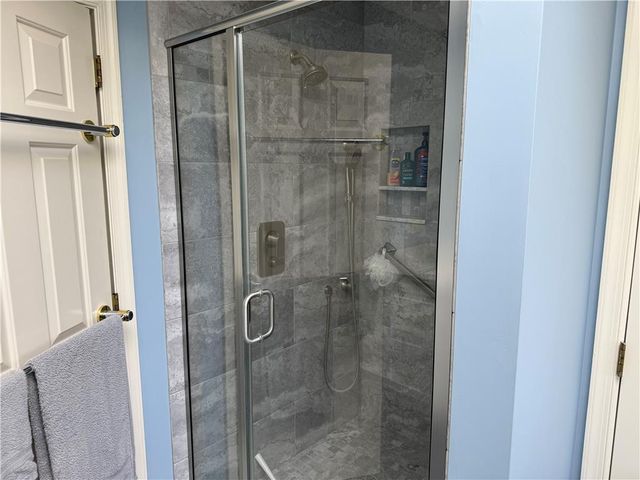 4114 ROCHELLE Drive, South Whitehall Twp, PA 18104