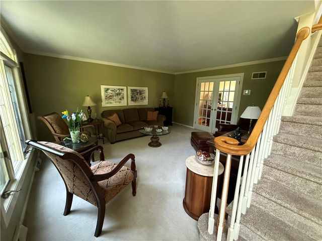 4114 ROCHELLE Drive, South Whitehall Twp, PA 18104