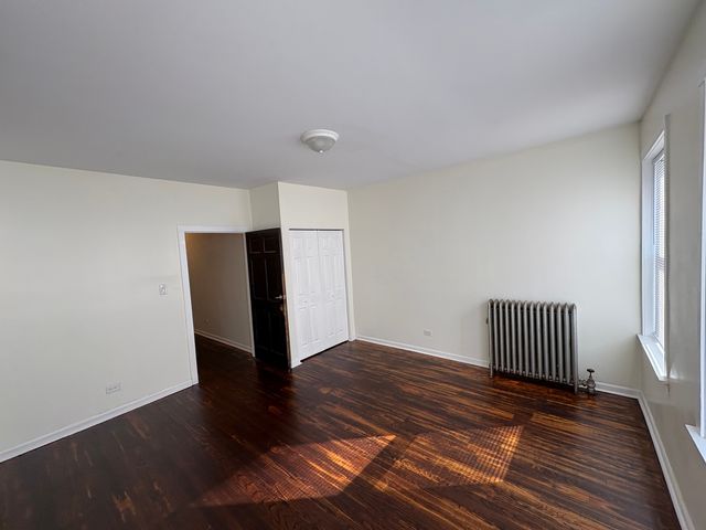 811 N Harlem Avenue 2N, Oak Park, IL 60302