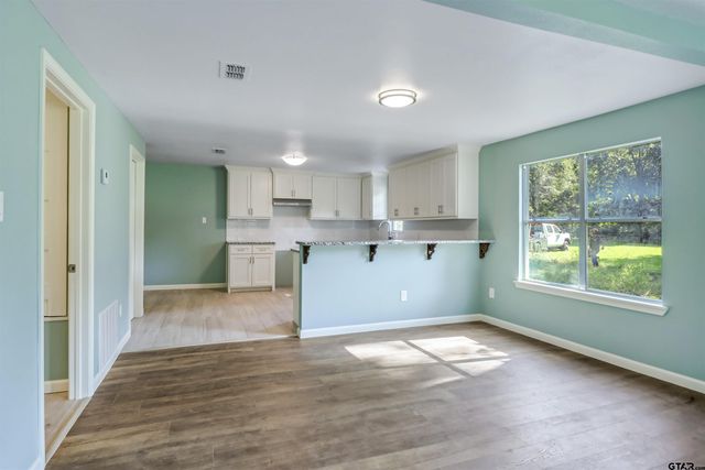 1333 Montgomery Gardens, Tyler, TX 75708