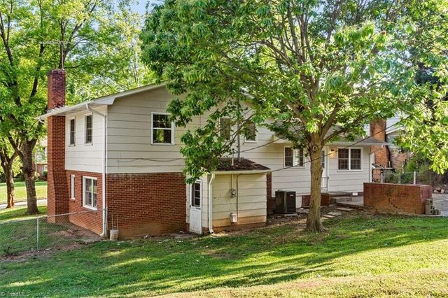 3010 Shady Lawn Drive, Greensboro, NC 27408
