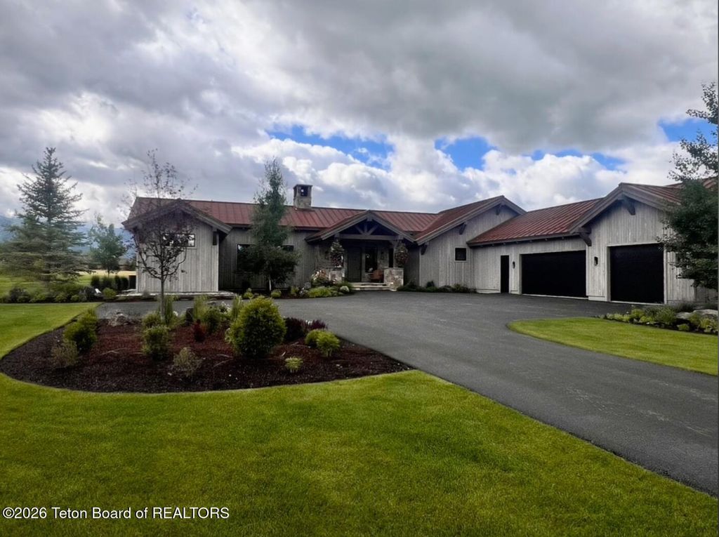 78 CREEKSIDE Court, Etna, WY 83118 photo 1