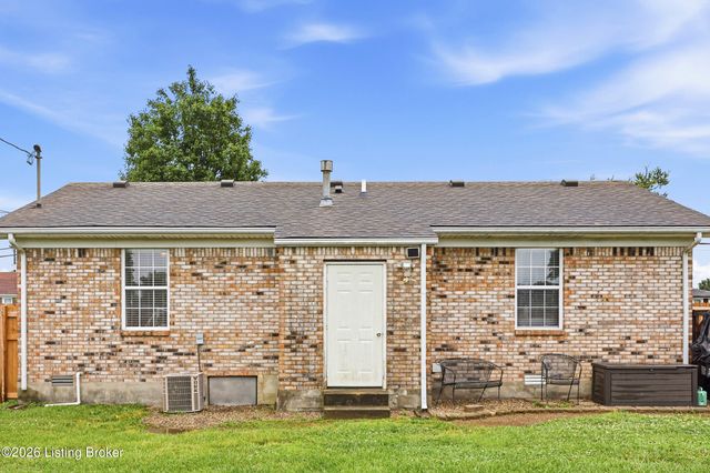 910 Beech Grove Rd, Shepherdsville, KY 40165