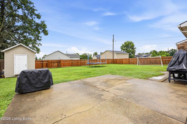910 Beech Grove Rd, Shepherdsville, KY 40165