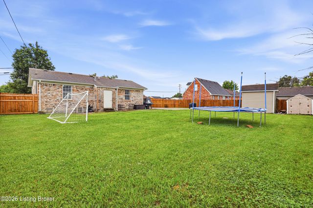 910 Beech Grove Rd, Shepherdsville, KY 40165