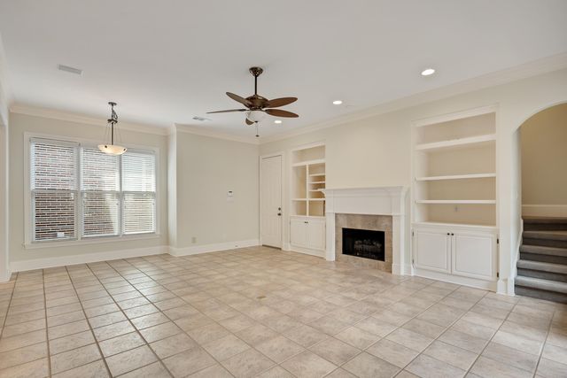 3123 OAKLEIGH MANOR CV, Germantown, TN 38138