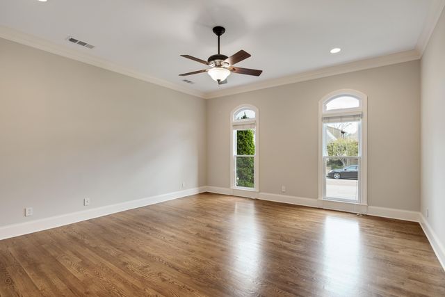 3123 OAKLEIGH MANOR CV, Germantown, TN 38138