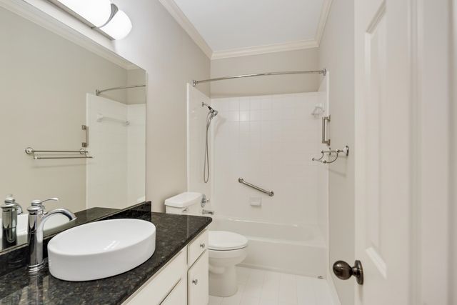 3123 OAKLEIGH MANOR CV, Germantown, TN 38138